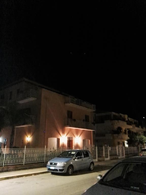 Villalba カステッランマーレ・デル・ゴルフォ エクステリア 写真